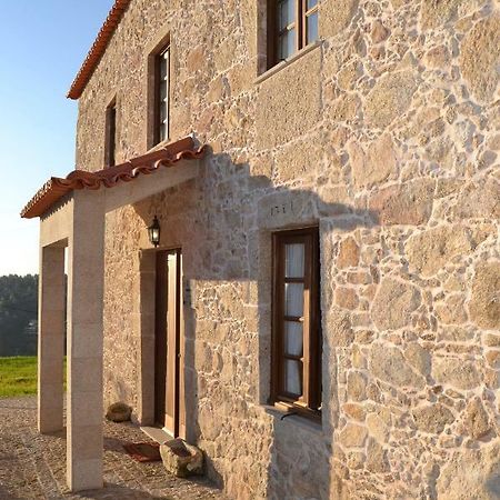 הוילה אוליביירה דה אזמיס Casa Da Trapa מראה חיצוני תמונה