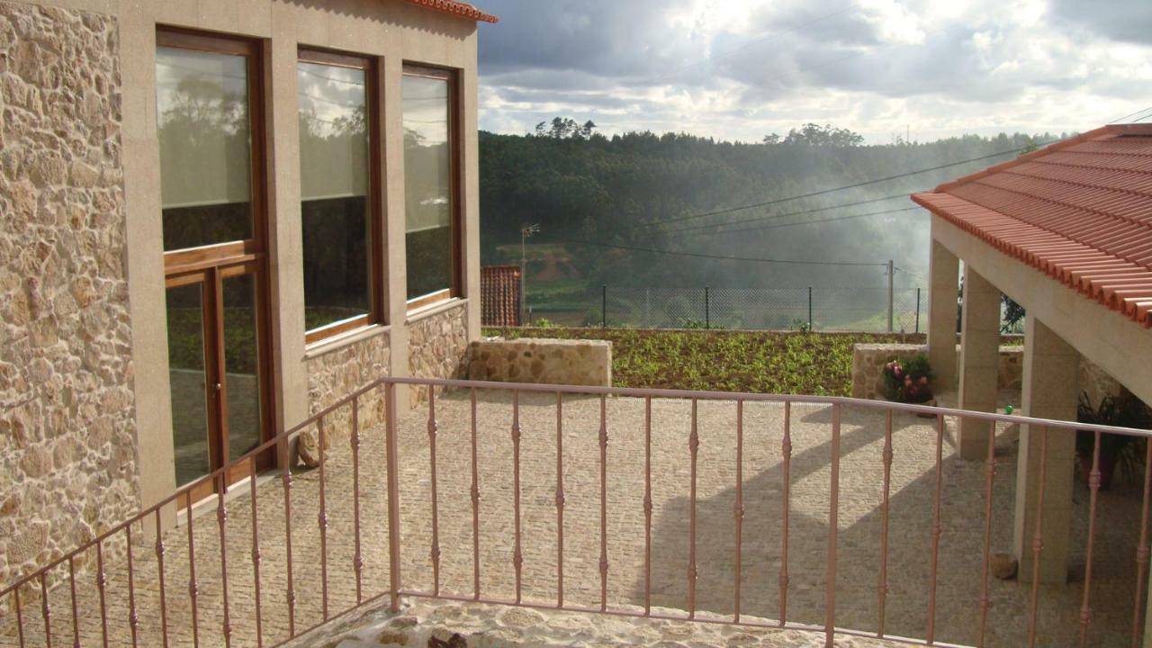 הוילה אוליביירה דה אזמיס Casa Da Trapa מראה חיצוני תמונה