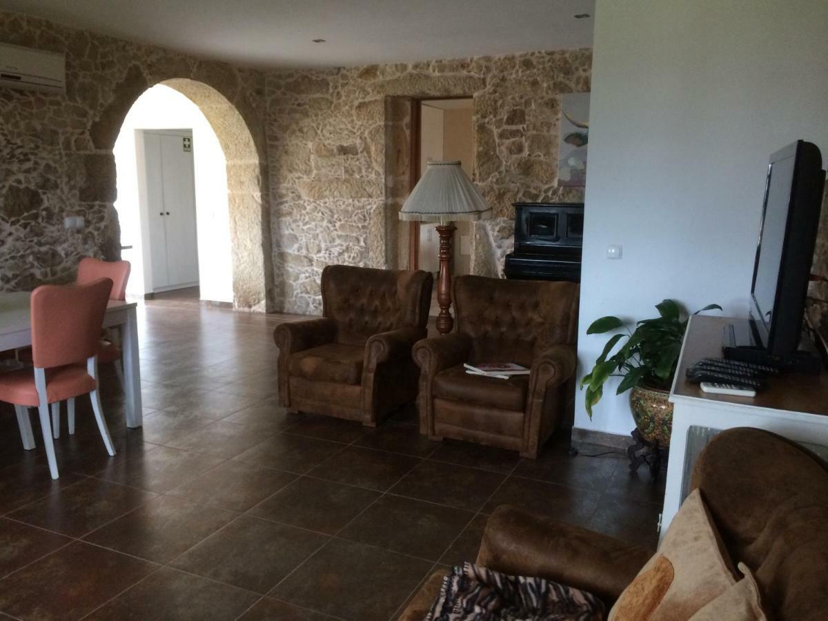 הוילה אוליביירה דה אזמיס Casa Da Trapa מראה חיצוני תמונה